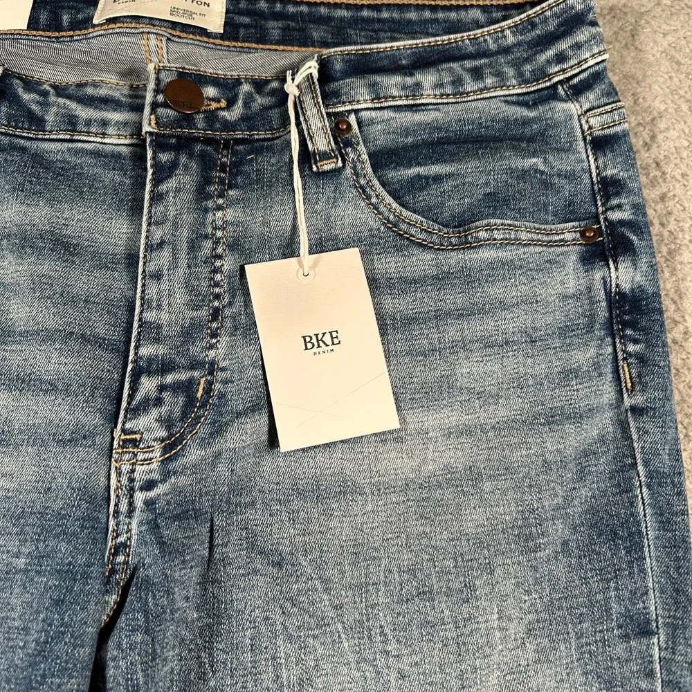 BKE Buckle Payton Jeans Womens 30R 30x32 Mid Rise Bootcut Universal Fit NWT - Picture 3 of 15